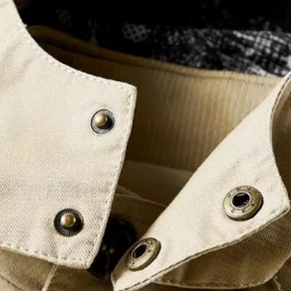 מעיל אלגנטי עם כיסים מרובים