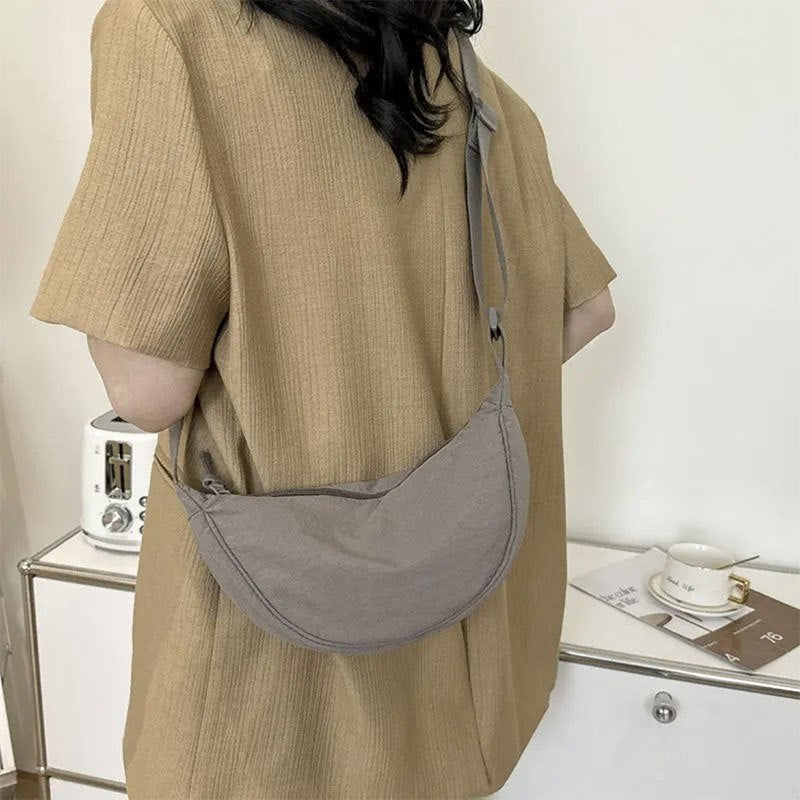 תיק צד לנשים מניילון