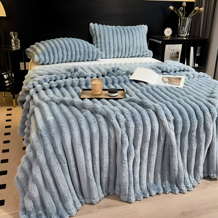 WANDA שמיכת פליז מחממת מבד פלנל