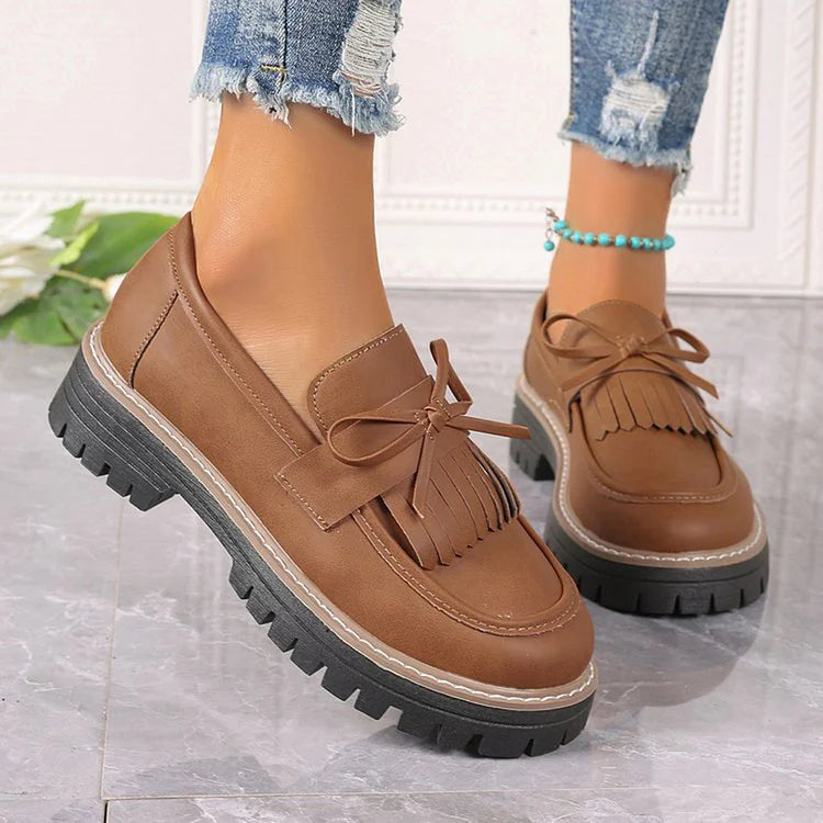 OPHELIE moccasins עם שרוכים