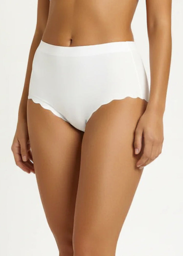 תחתוני מקסי בלתי נראים עם מותן גבוהה - לבן