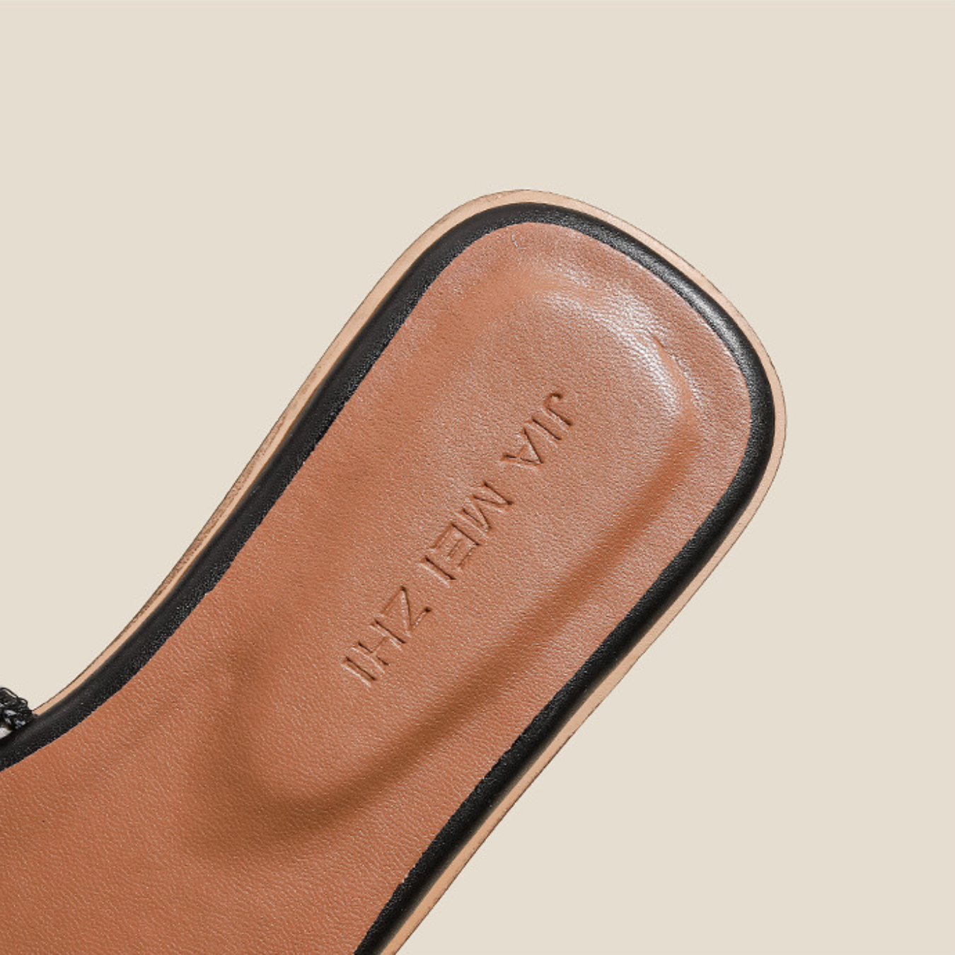 CAMILLE סנדלים אלגנטיים