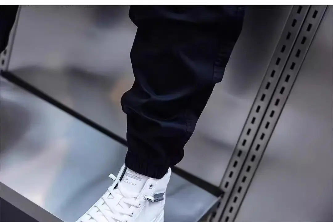 LAURENT™ | מכנסיים ספורטיביים עם פרטים אלגנטיים