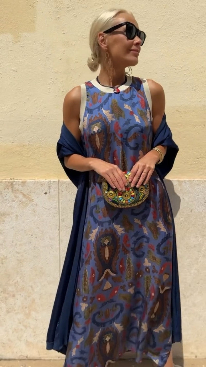 ARTEMISA שמלה ארוכה אלגנטית עם צעיף תואם