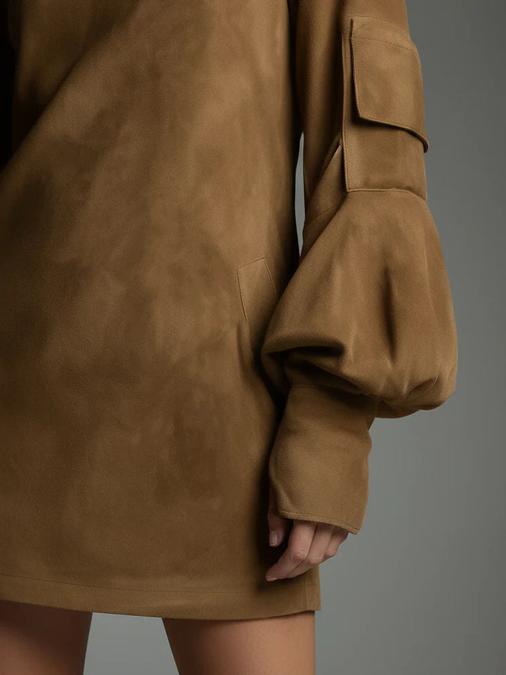 BELI | שמלת מיניבסטידו רחבה מעור עם צווארון גבוה