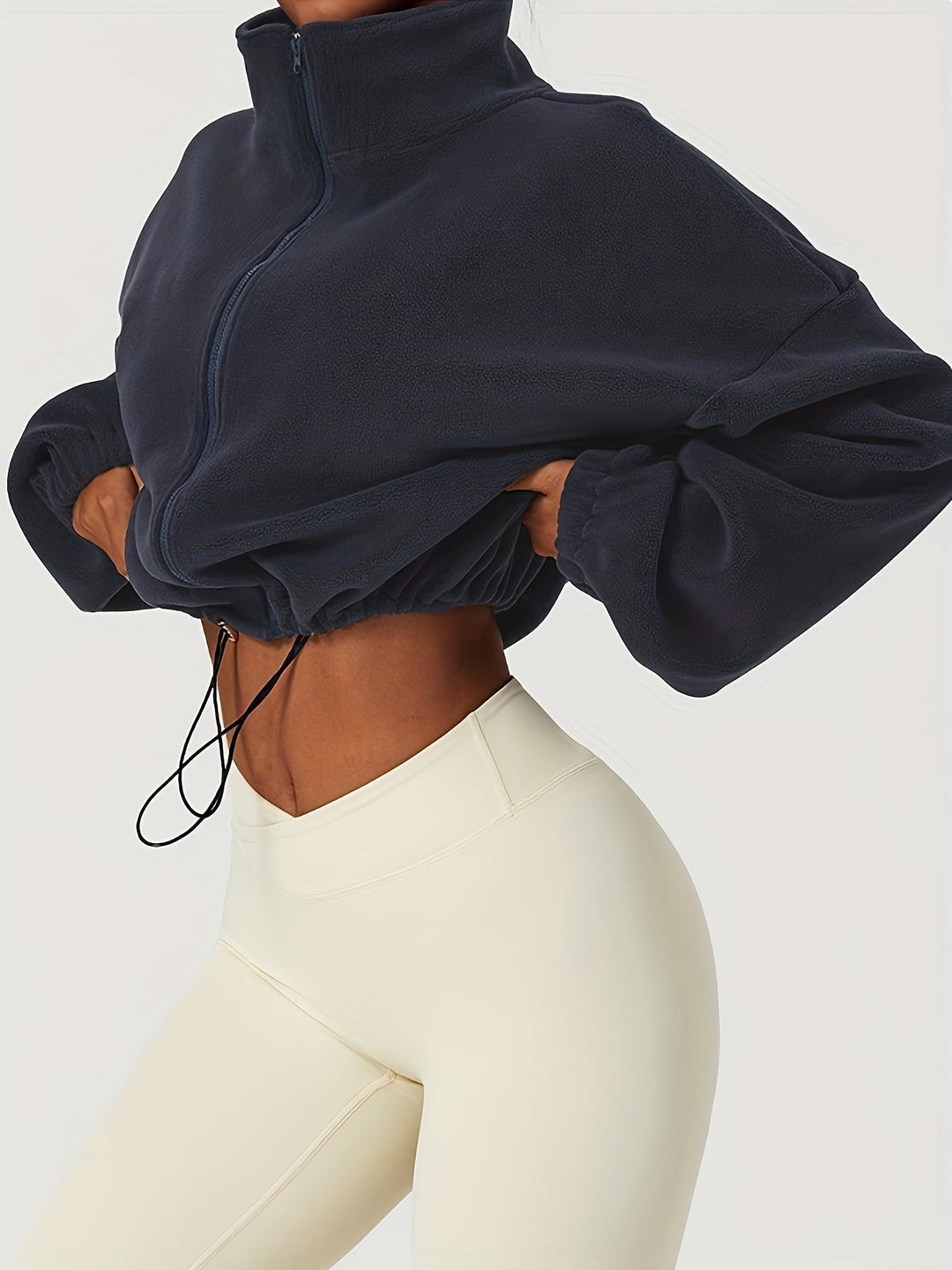 VELEXIA | טופ קצוץ מפליז