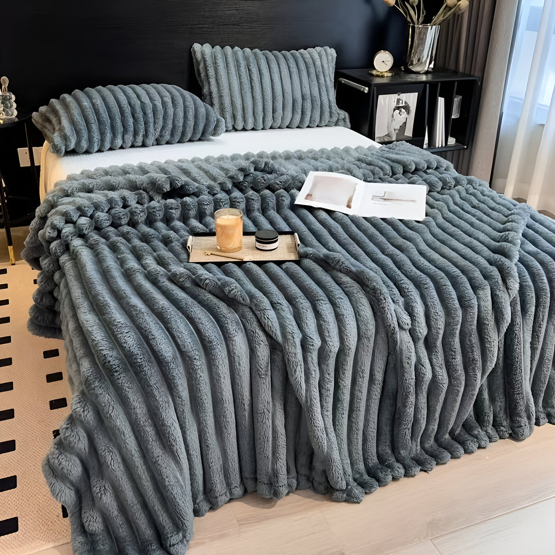 WANDA שמיכת פליז מחממת מבד פלנל