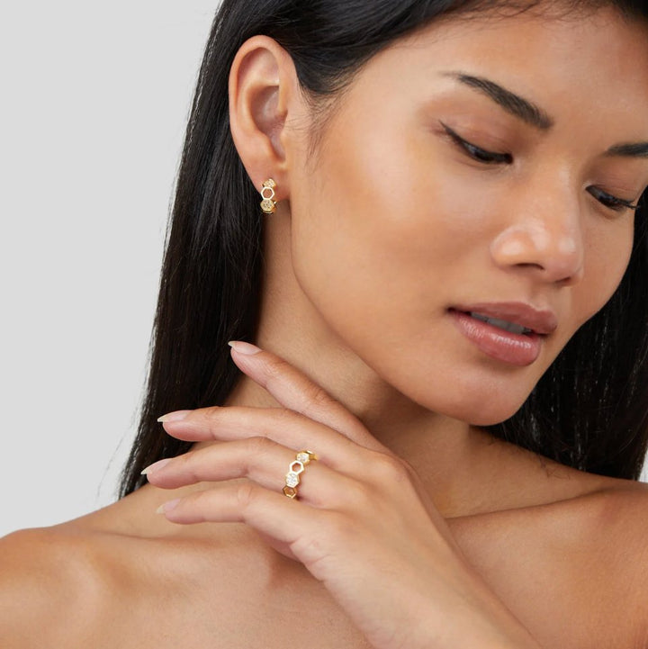 אבהיל - טבעת מזהב וקריסטל