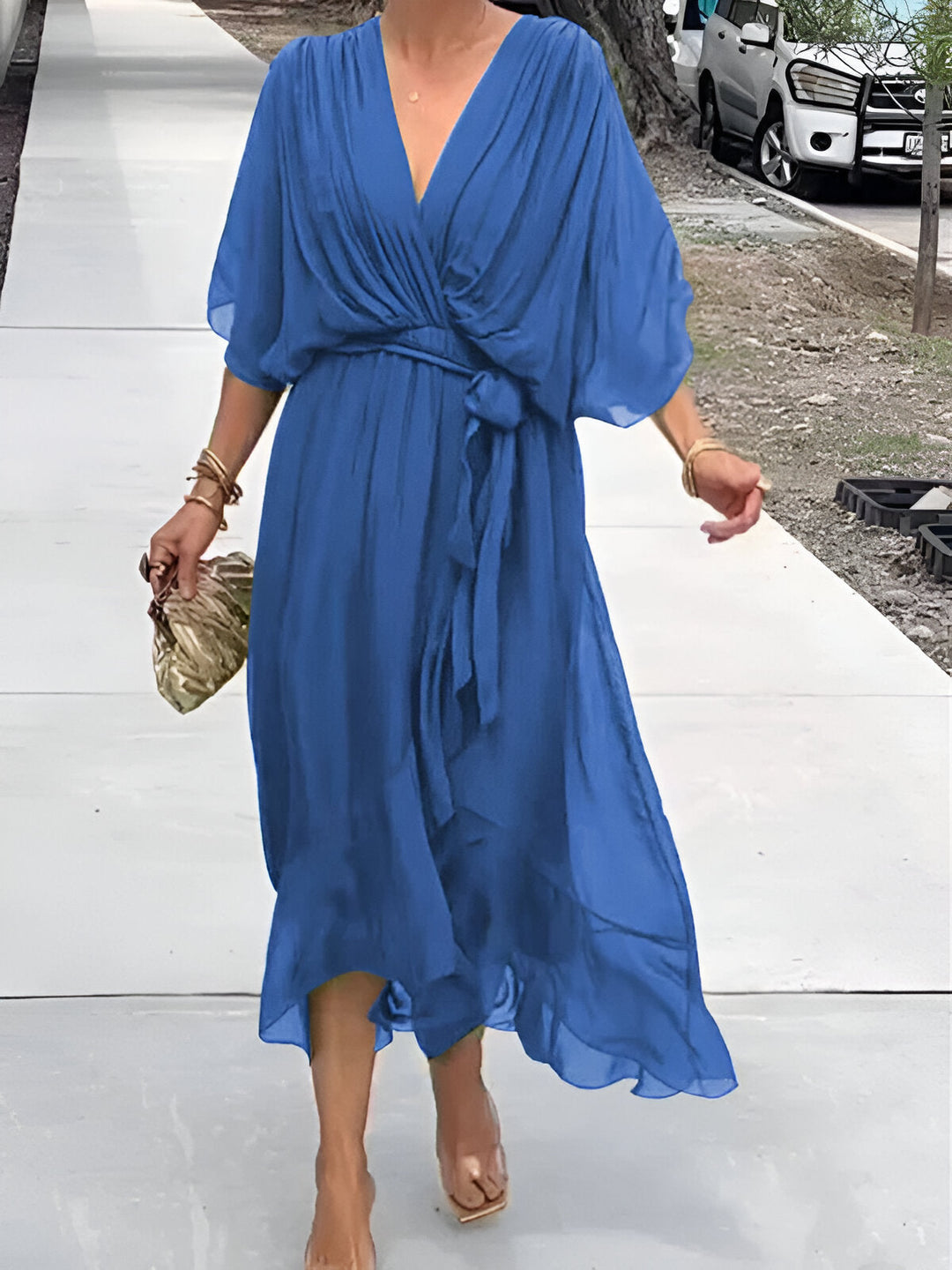 MONICA שמלות שיפון עם מחשוף בצורת V
